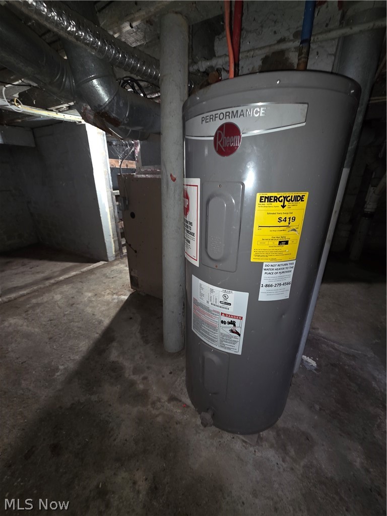 5628 Pacific Avenue Cleveland OH 44102