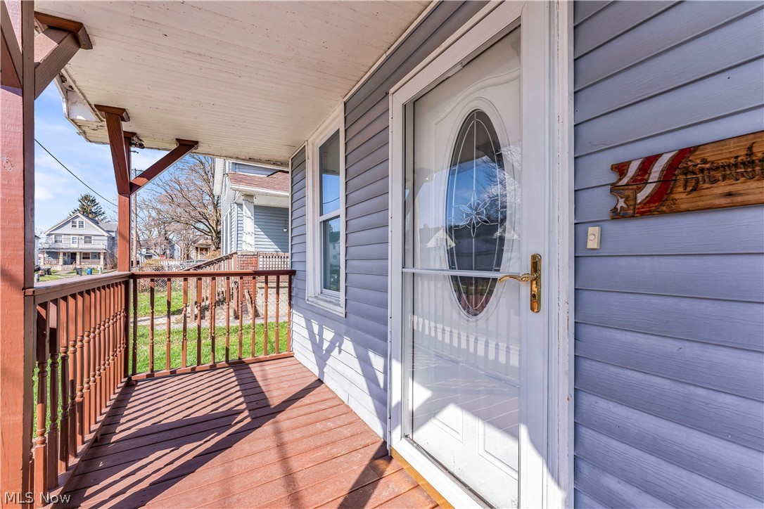 5628 Pacific Avenue Cleveland OH 44102