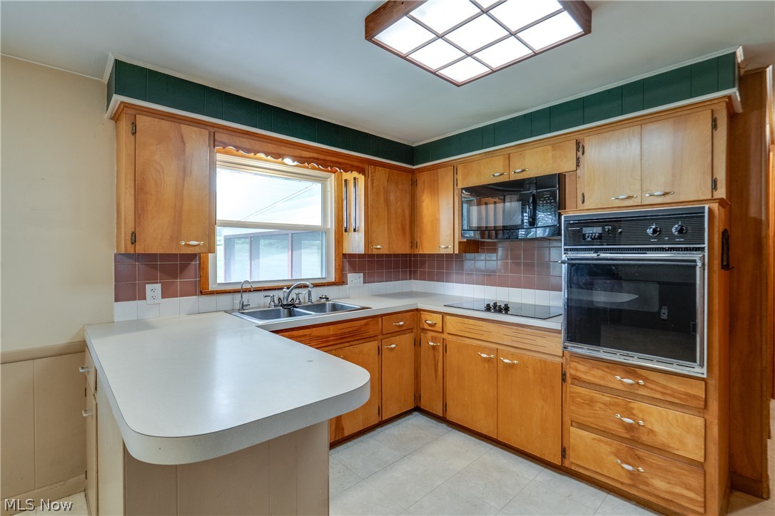 1402 Brookwood Drive Mogadore OH 44260