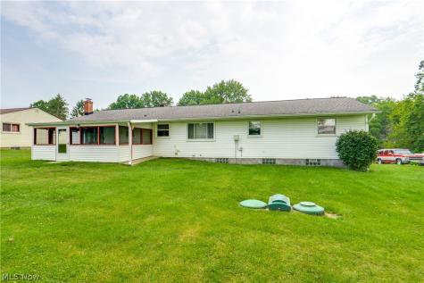1402 Brookwood Drive Mogadore OH 44260