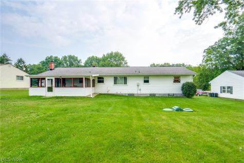 1402 Brookwood Drive Mogadore OH 44260