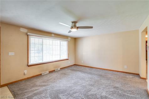 1402 Brookwood Drive Mogadore OH 44260