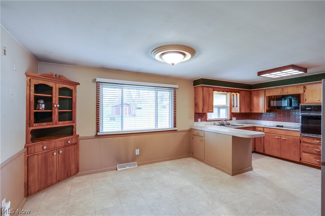 1402 Brookwood Drive Mogadore OH 44260
