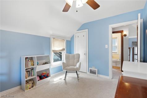 8005 Dresden Avenue Parma OH 44129