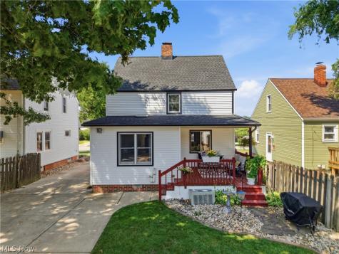 8005 Dresden Avenue Parma OH 44129