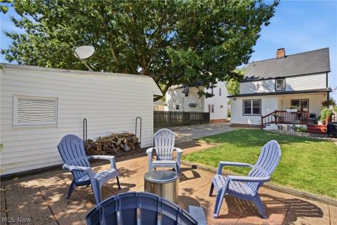8005 Dresden Avenue Parma OH 44129