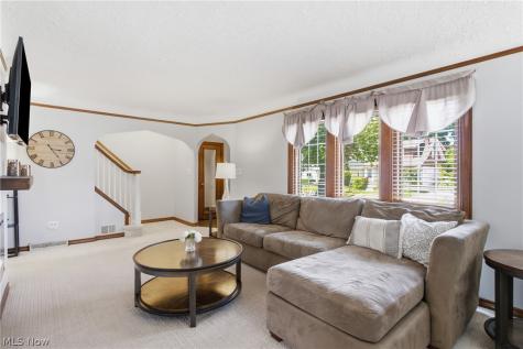 8005 Dresden Avenue Parma OH 44129
