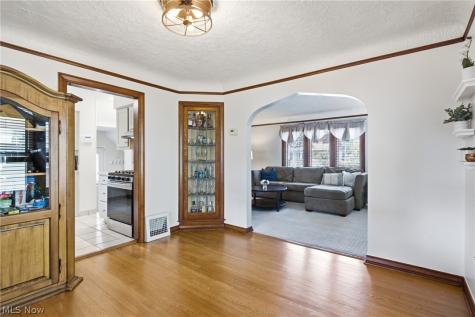 8005 Dresden Avenue Parma OH 44129