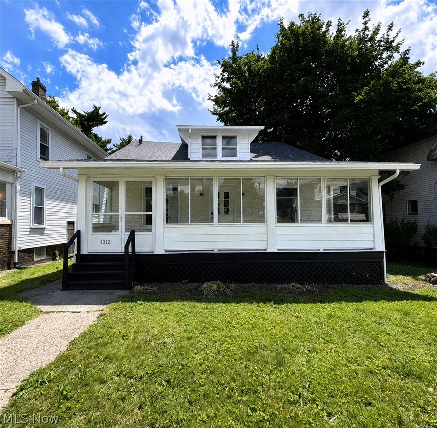 1312 Wellesley Avenue Steubenville OH 43952