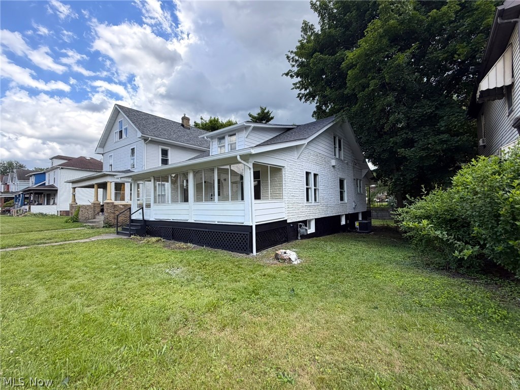 1312 Wellesley Avenue Steubenville OH 43952