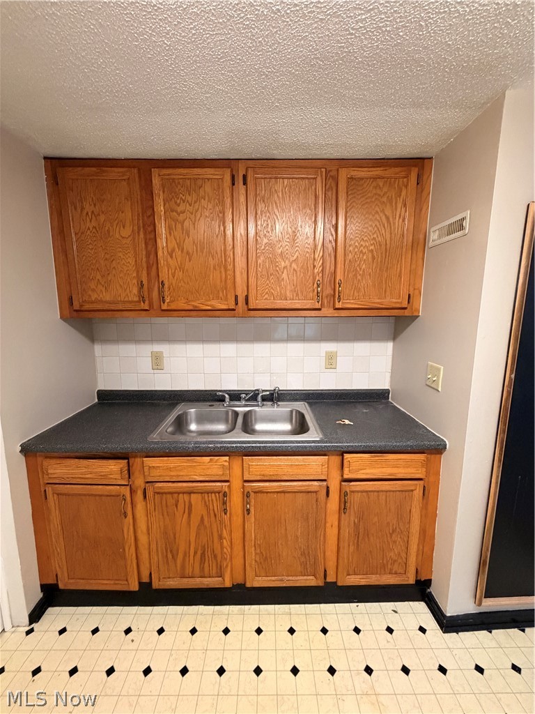 11 N 9th Street Newark OH 43055
