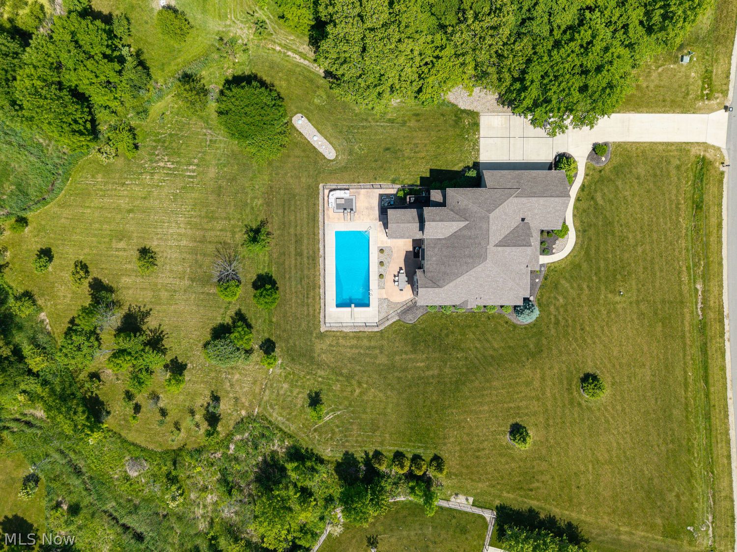 7497 Hunters Glen Lane Seville OH 44273