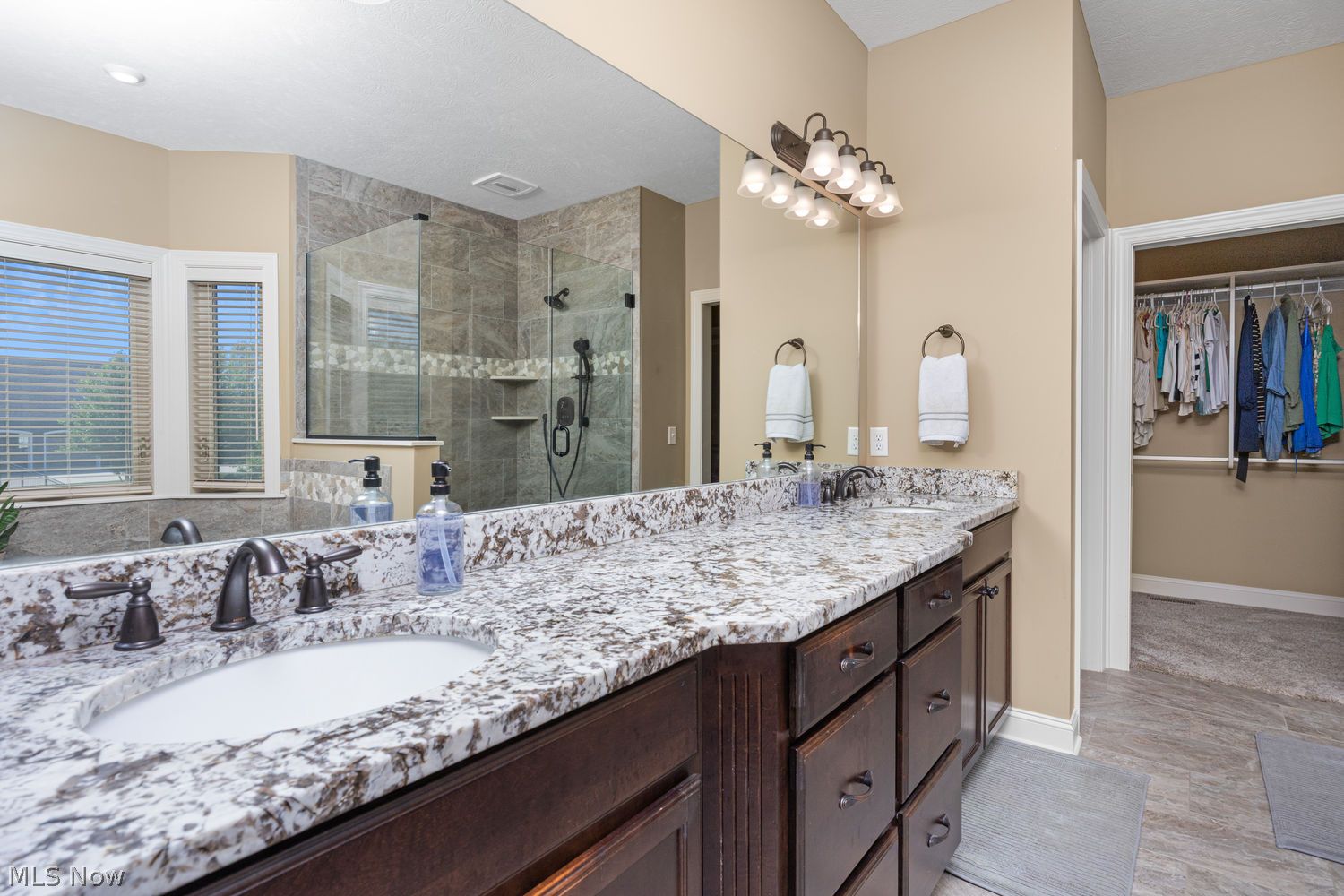 7497 Hunters Glen Lane Seville OH 44273