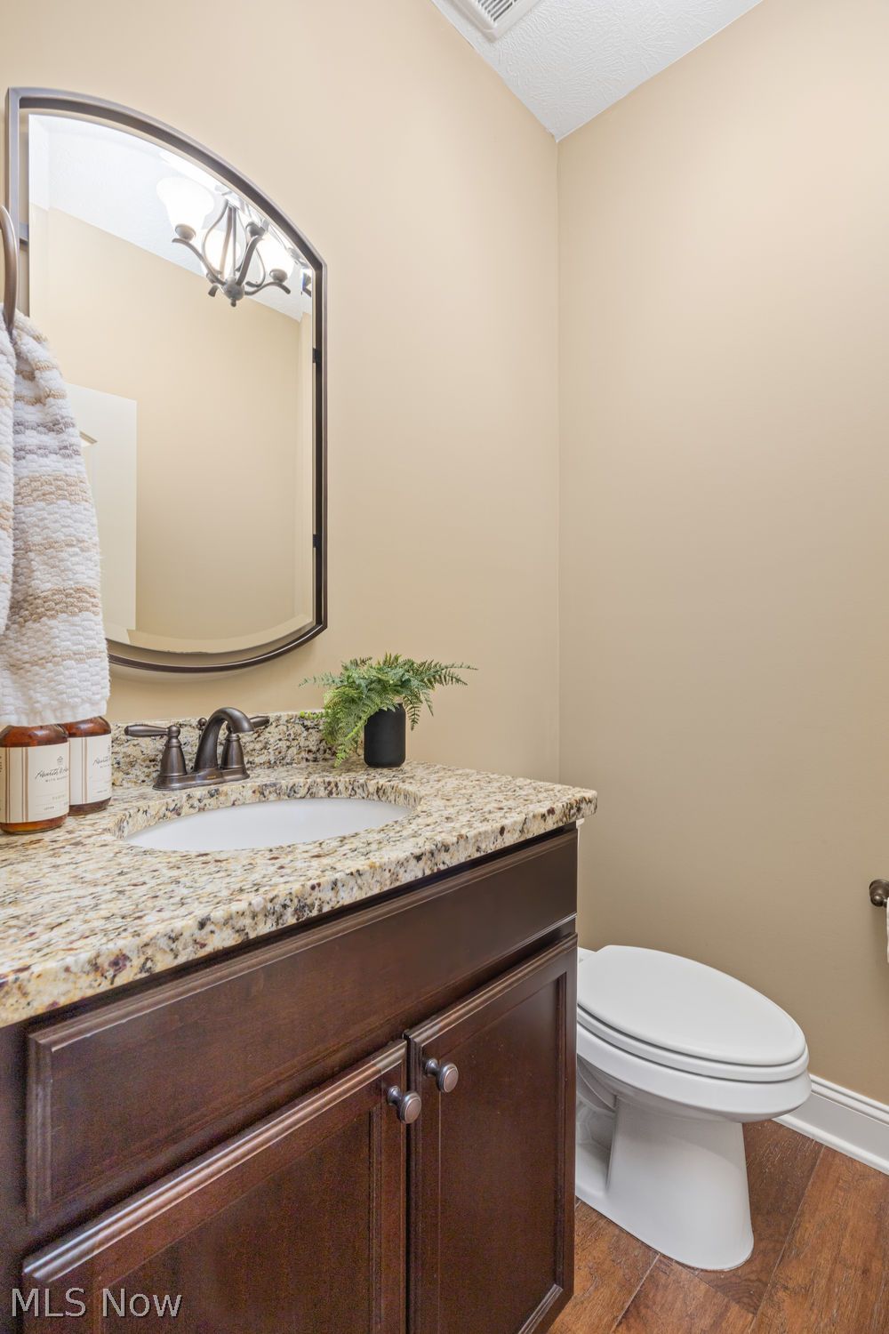 7497 Hunters Glen Lane Seville OH 44273