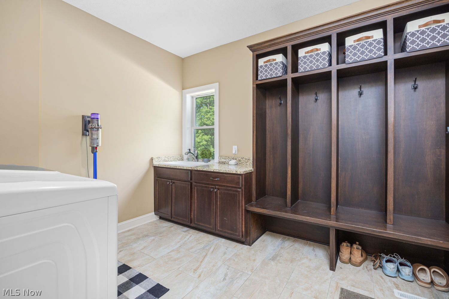 7497 Hunters Glen Lane Seville OH 44273