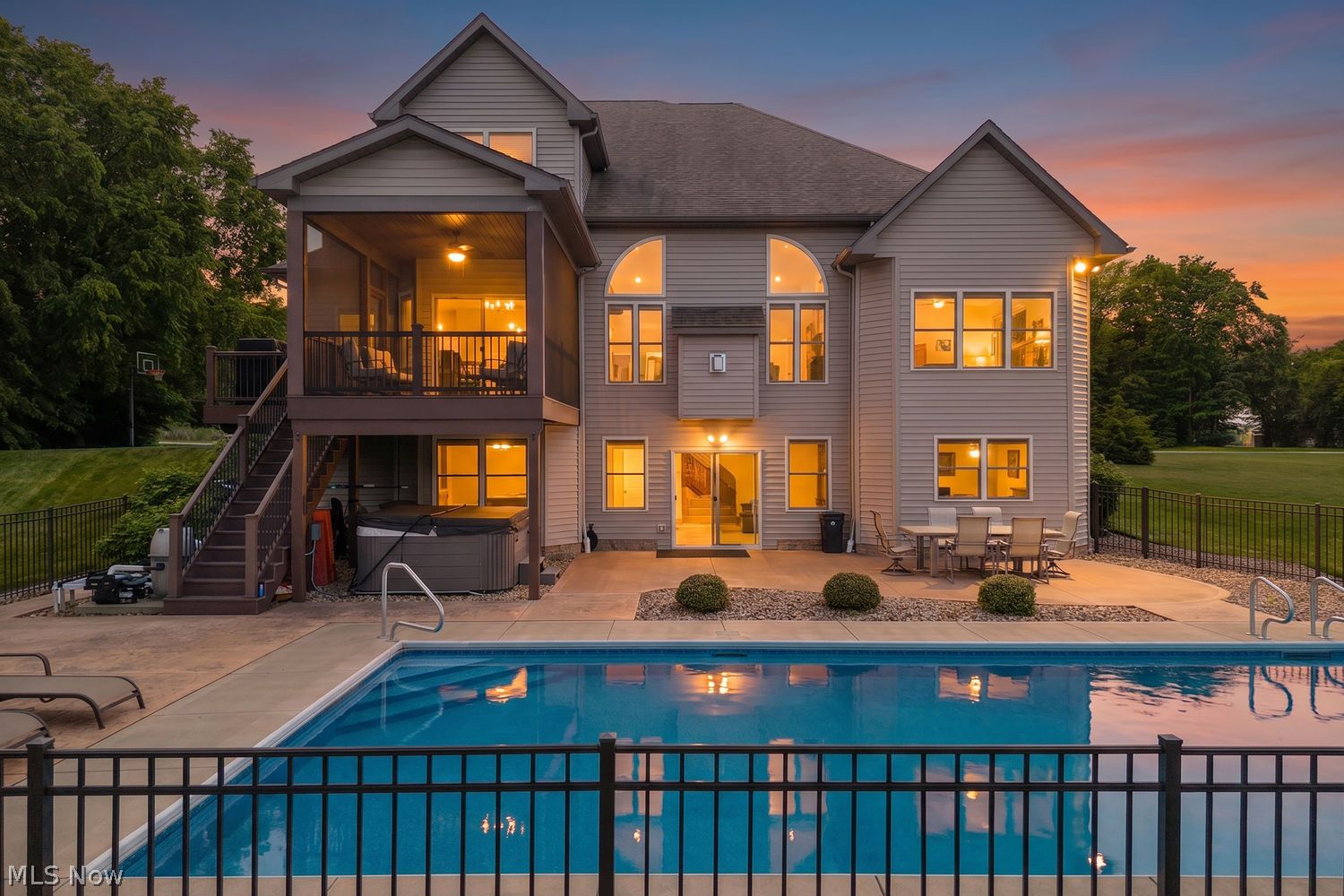 7497 Hunters Glen Lane Seville OH 44273