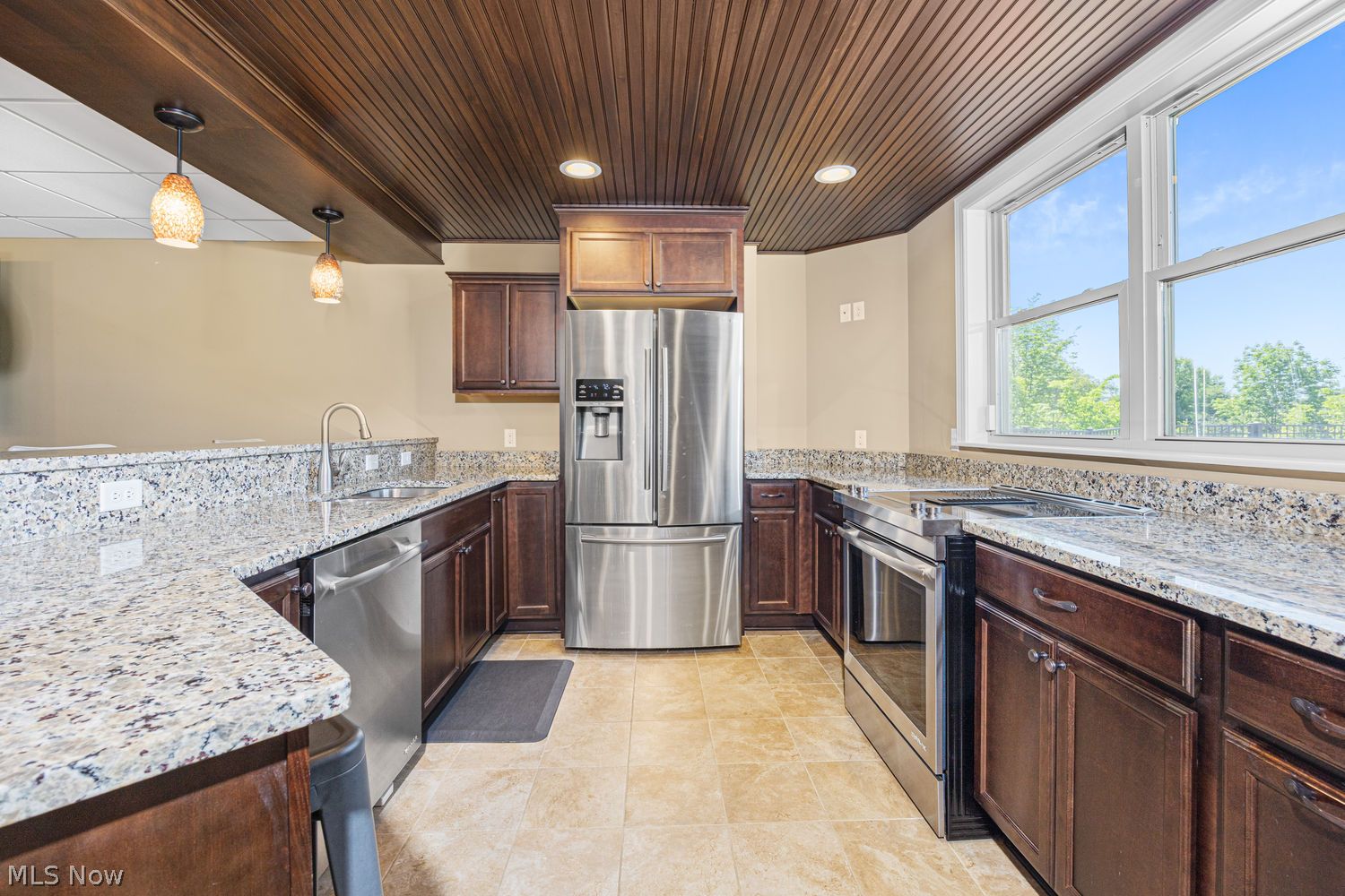 7497 Hunters Glen Lane Seville OH 44273