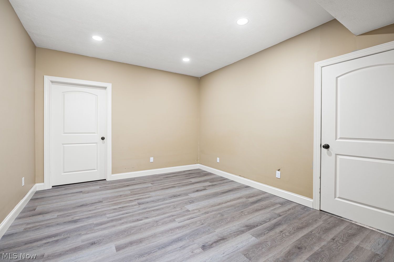 7497 Hunters Glen Lane Seville OH 44273