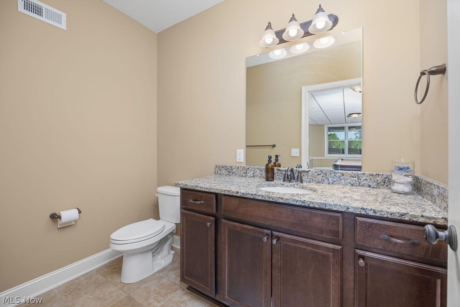 7497 Hunters Glen Lane Seville OH 44273