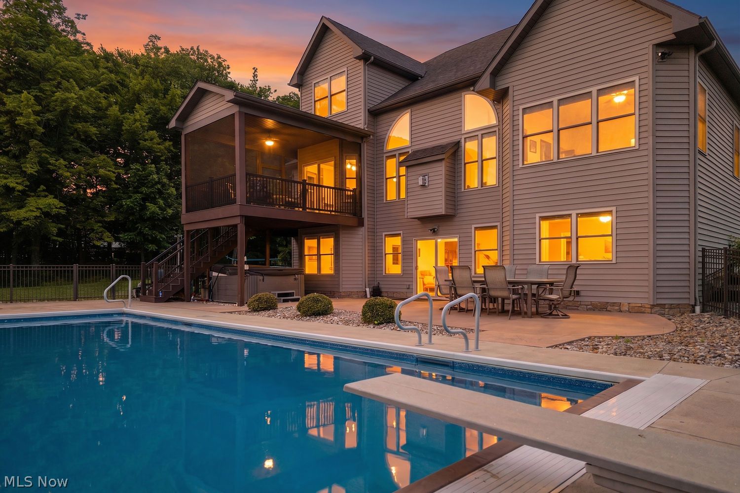 7497 Hunters Glen Lane Seville OH 44273