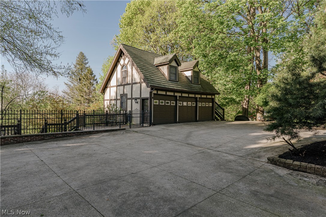 1325 Bunker Hill Road Ashtabula OH 44004