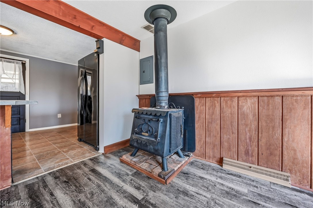1511 Lake Front Drive Salem OH 44460