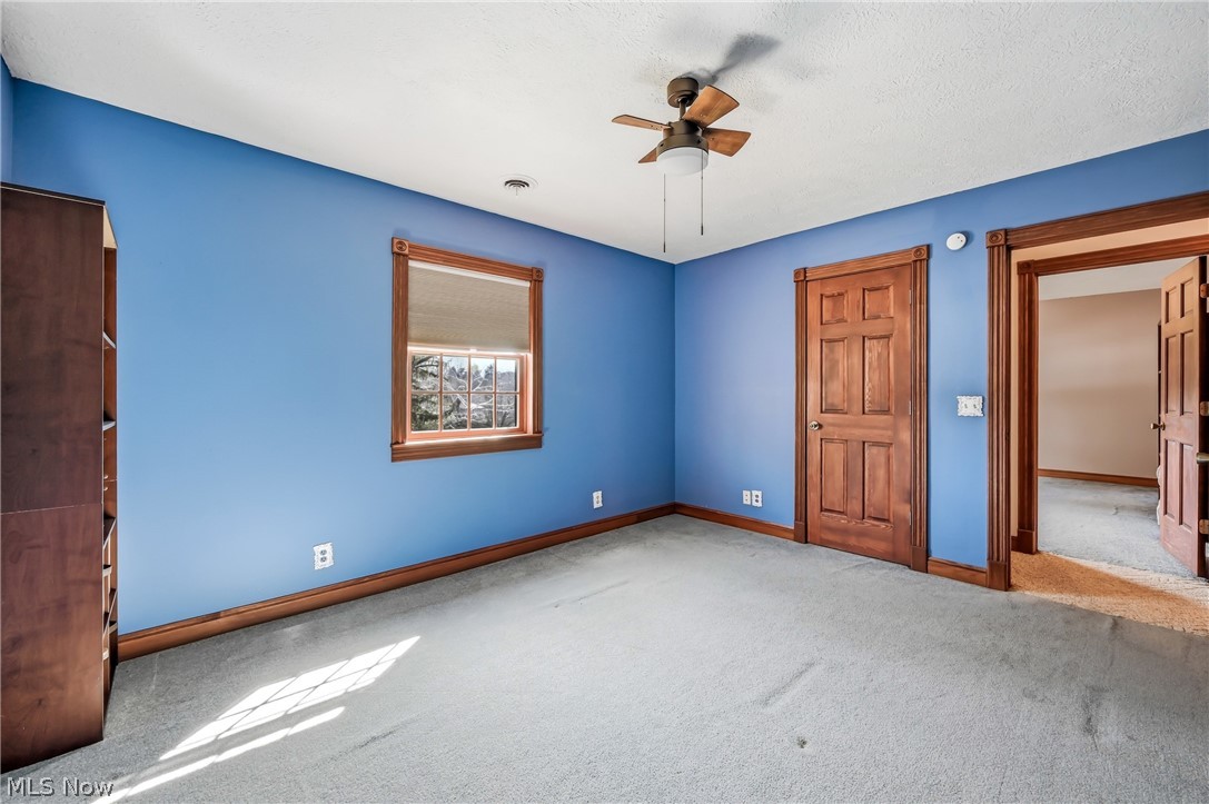 1511 Lake Front Drive Salem OH 44460