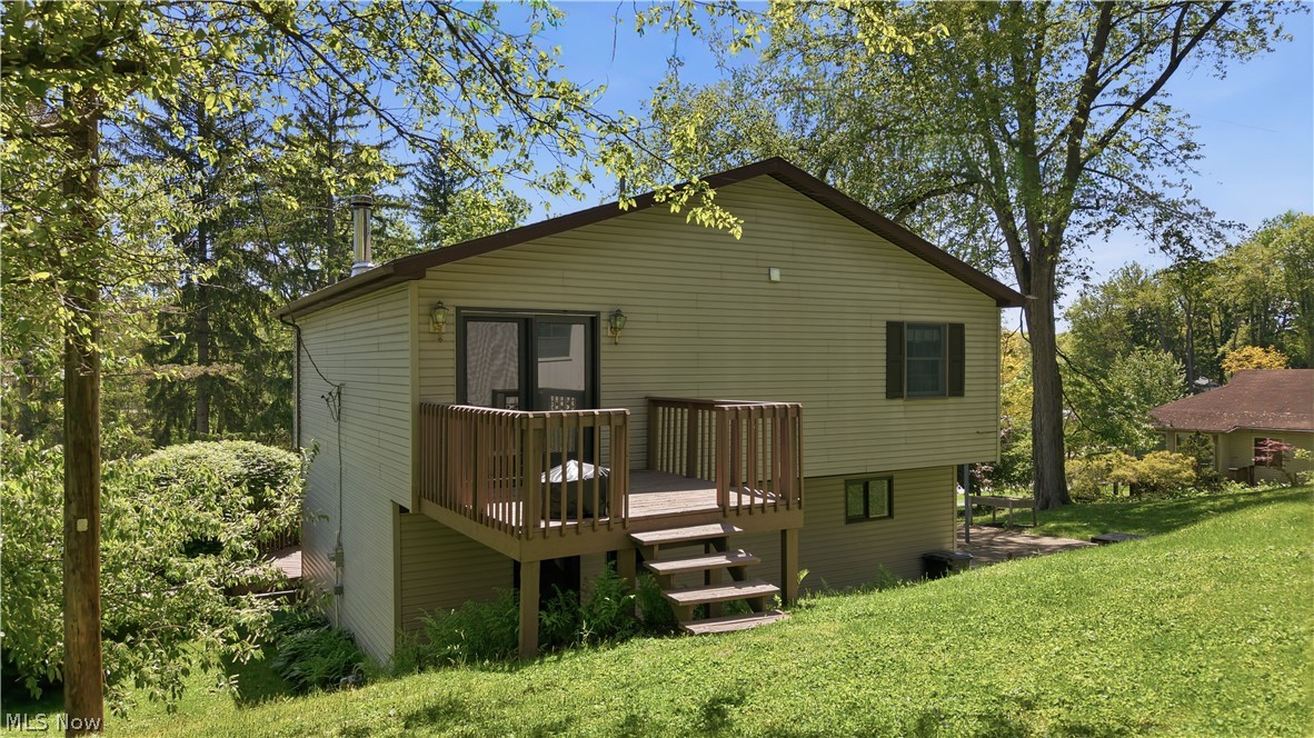 1511 Lake Front Drive Salem OH 44460