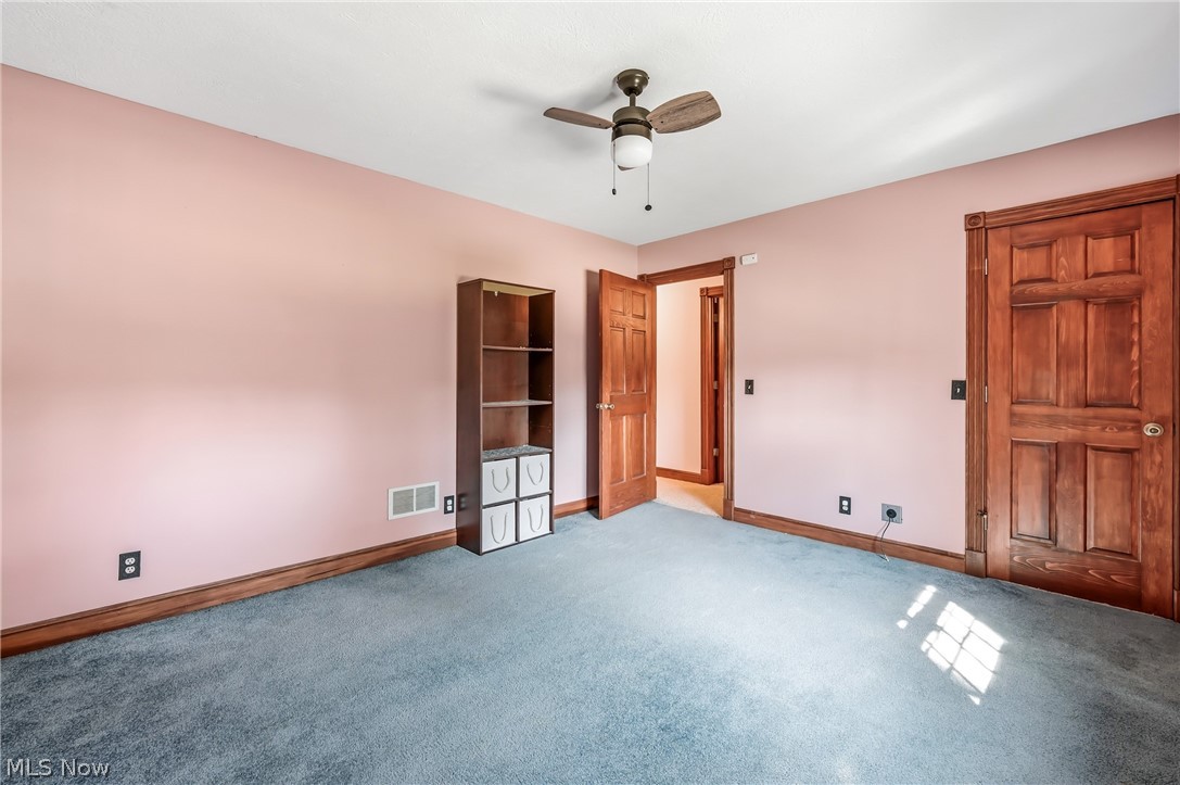 1511 Lake Front Drive Salem OH 44460