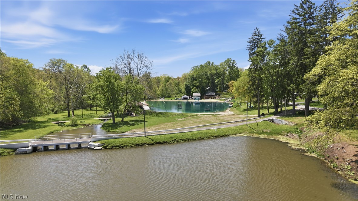 1511 Lake Front Drive Salem OH 44460