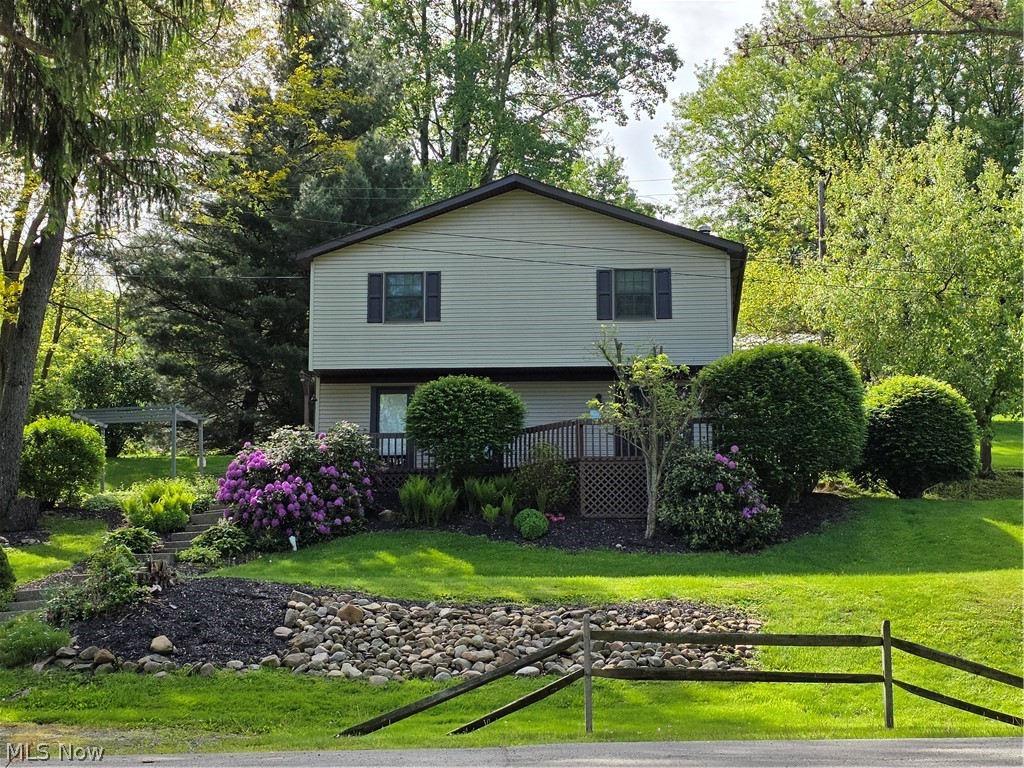 1511 Lake Front Drive Salem OH 44460