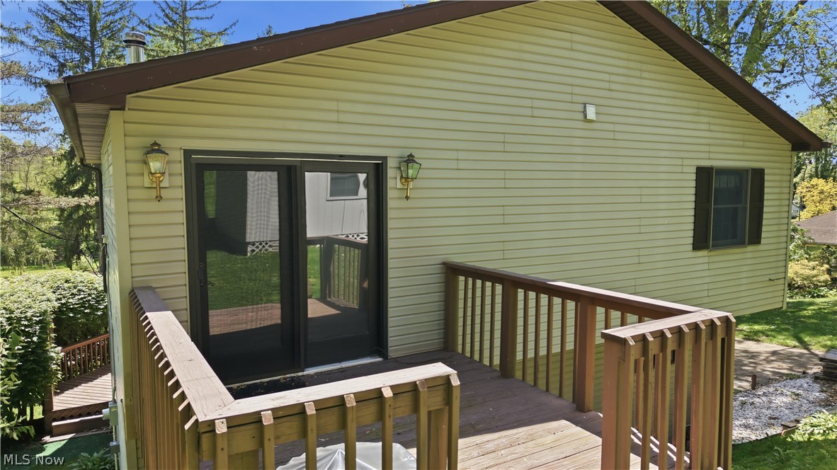 1511 Lake Front Drive Salem OH 44460