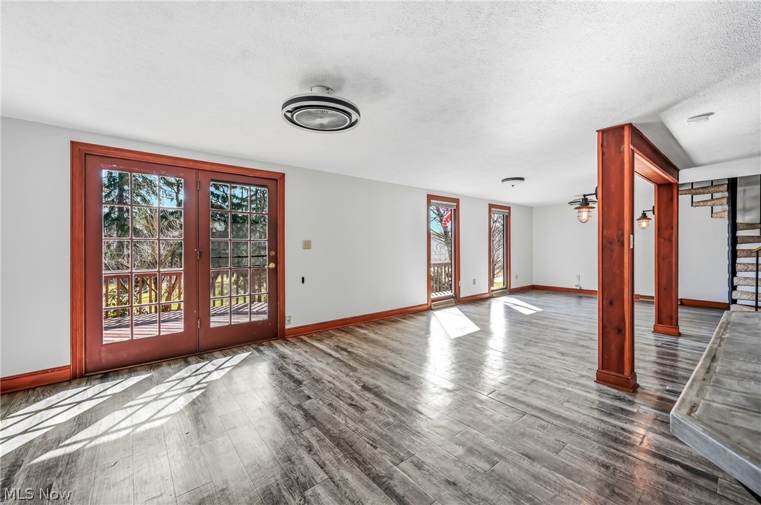 1511 Lake Front Drive Salem OH 44460