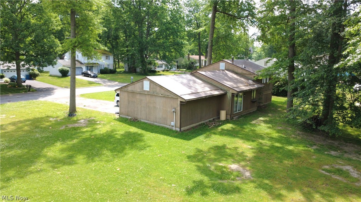 117 Dennis Drive Cortland OH 44410