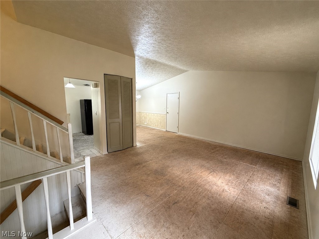 117 Dennis Drive Cortland OH 44410