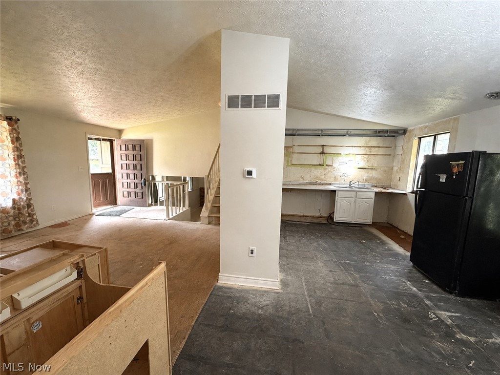 117 Dennis Drive Cortland OH 44410