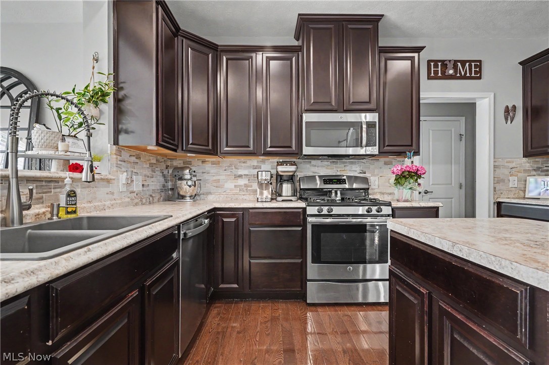 4721 Briar Hill Drive Ravenna OH 44266