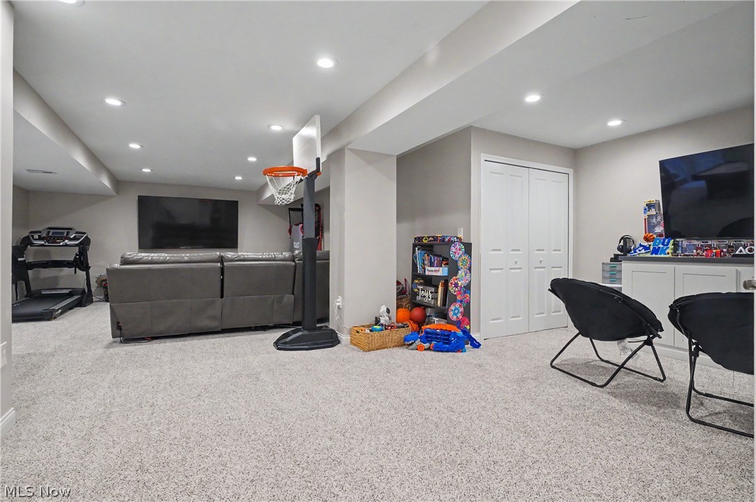 4721 Briar Hill Drive Ravenna OH 44266