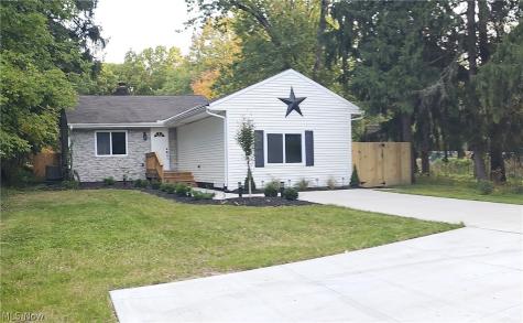 4867 Royalwood Road North Royalton OH 44133