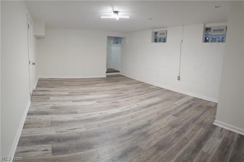 4867 Royalwood Road North Royalton OH 44133
