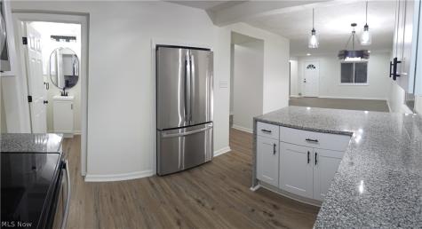 4867 Royalwood Road North Royalton OH 44133