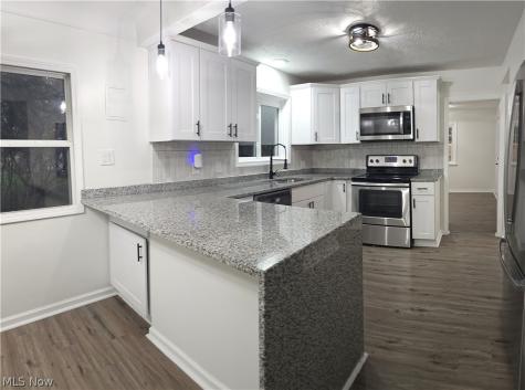 4867 Royalwood Road North Royalton OH 44133
