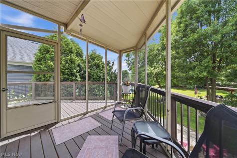 1070 Wedgefield Court NE North Canton OH 44720