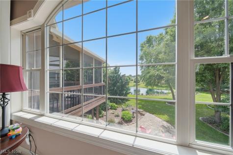 1070 Wedgefield Court NE North Canton OH 44720