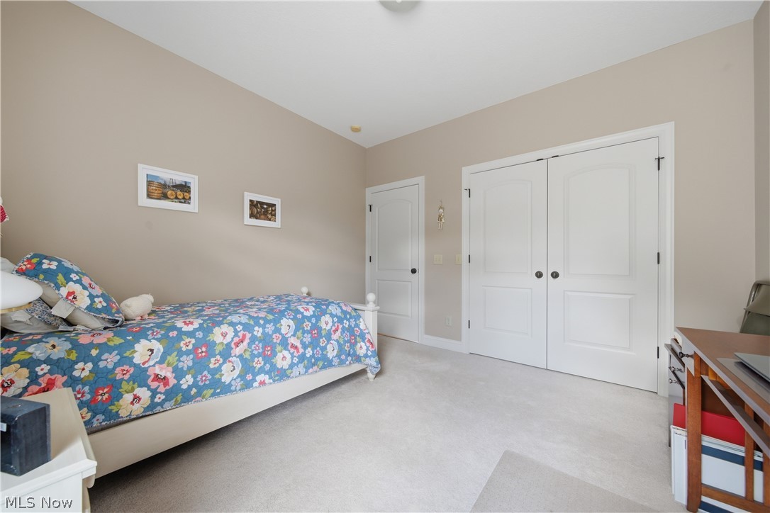 1070 Wedgefield Court NE North Canton OH 44720
