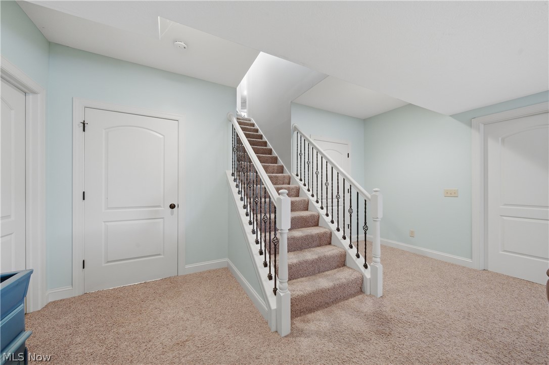 1070 Wedgefield Court NE North Canton OH 44720