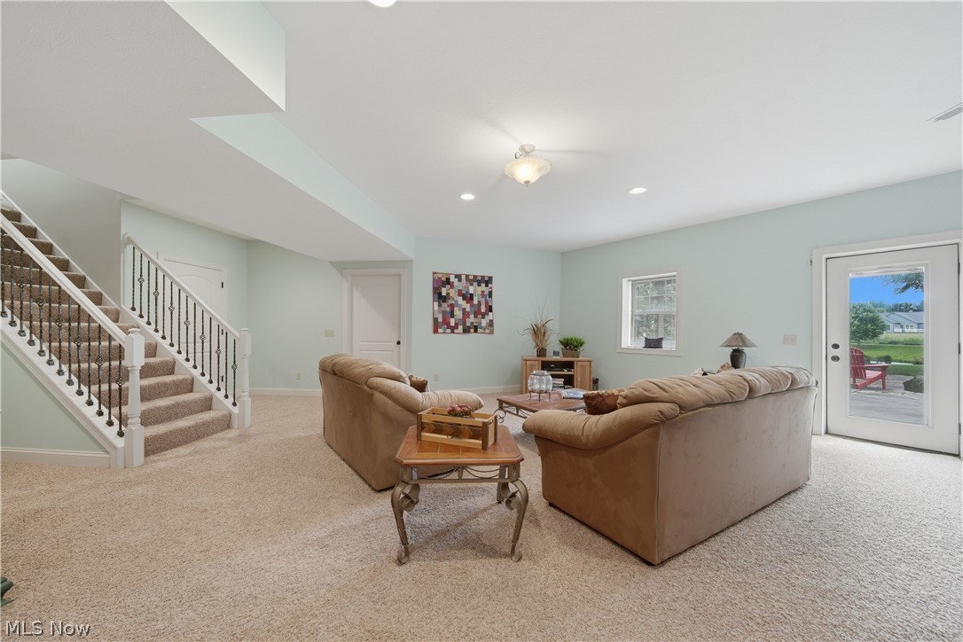 1070 Wedgefield Court NE North Canton OH 44720