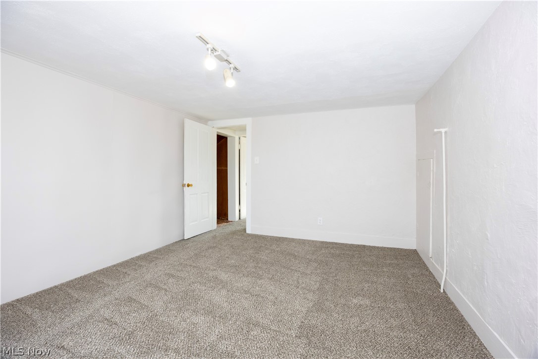 324 N Market Street Loudonville OH 44842