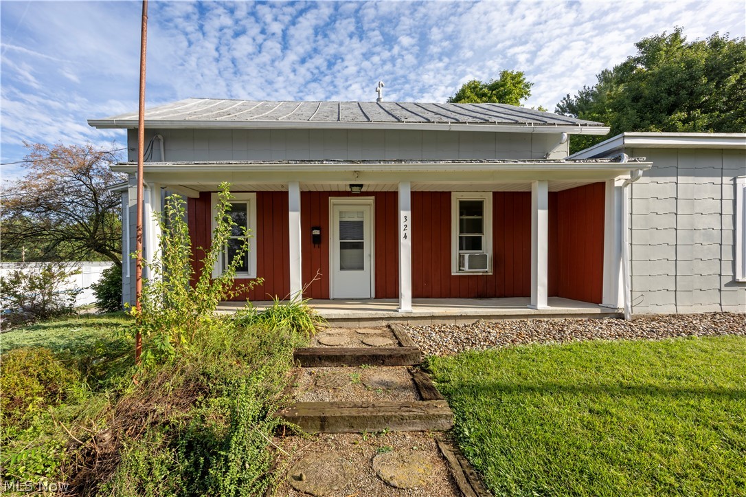 324 N Market Street Loudonville OH 44842