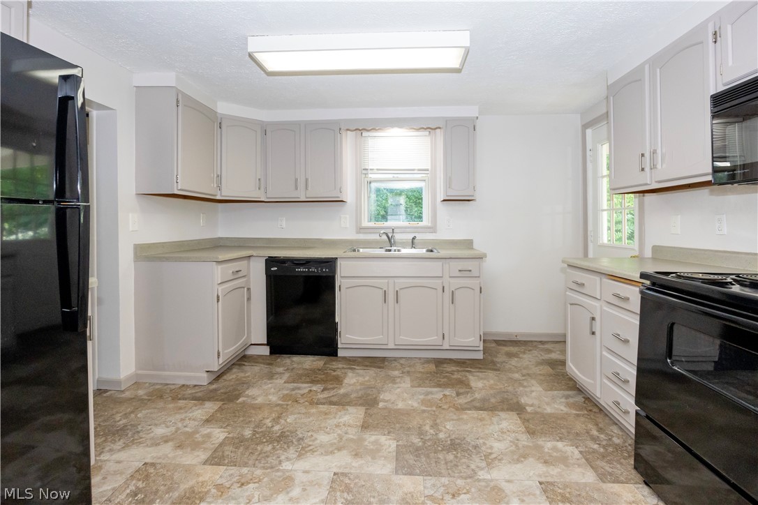 324 N Market Street Loudonville OH 44842